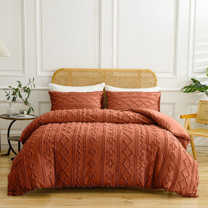 3-piece tufted bedding set with cut-out pattern