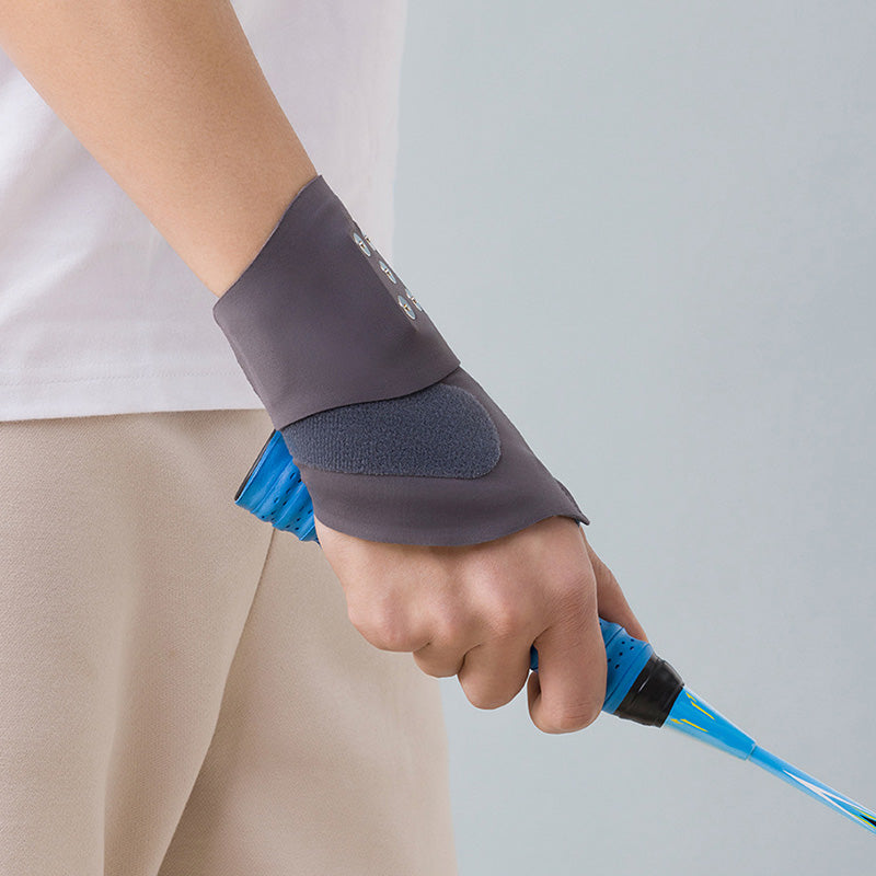 ✨HOT SALE 50% OFF✨Heated Wrist Brace with Electric Massager