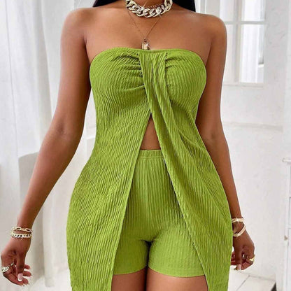 🔥 50% OFF NOW! 👗 Women's Strapless Split Hem Top & Shorts Set – Sexy & Sophisticated! 🌿☕