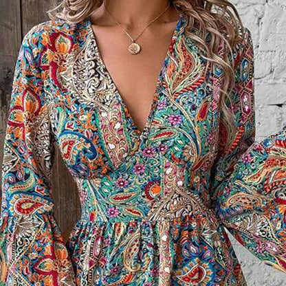 📢📢50% OFF !! ⏰Women's Elegant Paisley Print V-Neck Flared Sleeve Dress