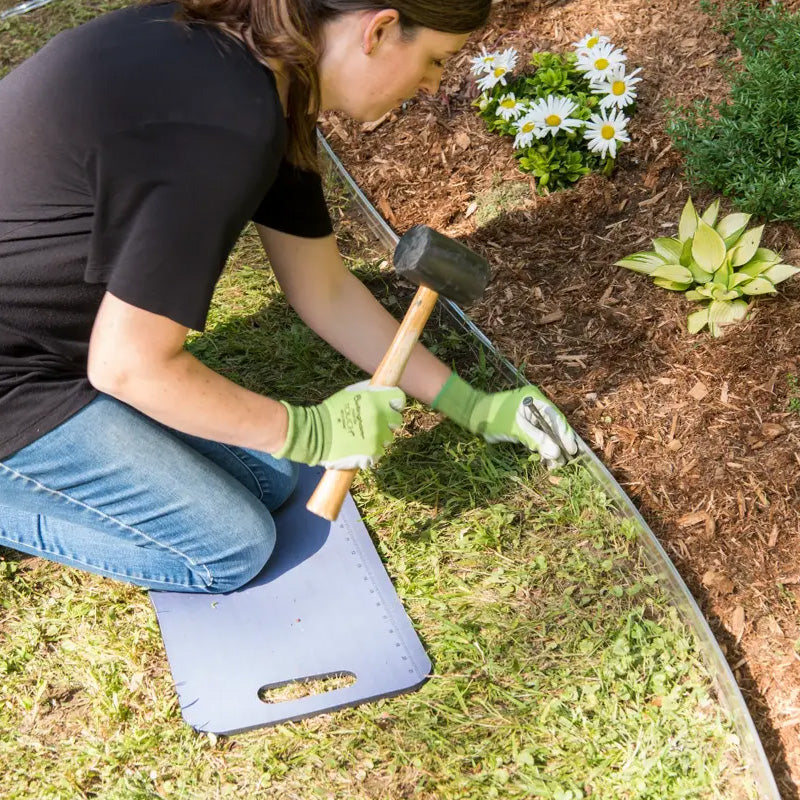 ⏳🔥LIMITED-TIME 50% OFF! ⏰Garden Edging Roll 10m with 30 Pegs🏡Roll It Out, Peg It Down – Neat Borders in Minutes ✨